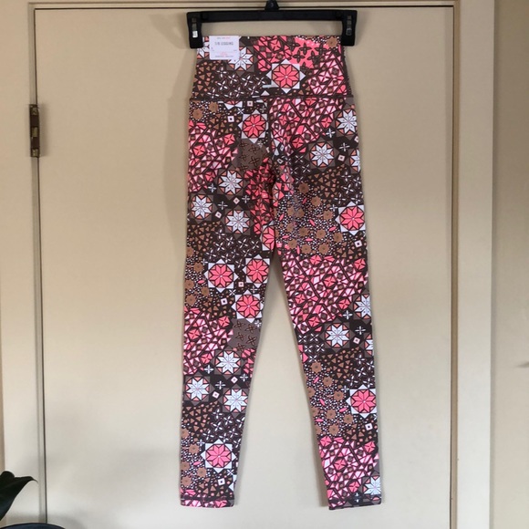 NWT!Aerie Move Brown and Pink Patterned Leggings! - Picture 2 of 7